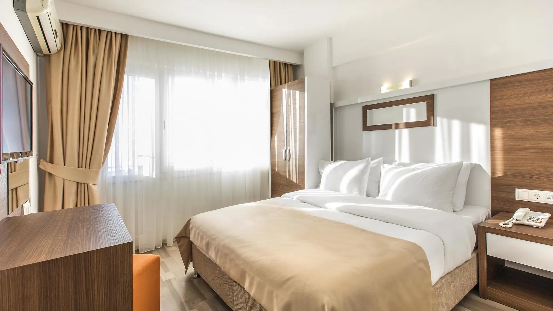 Demir Suit Hotel Kusadasi